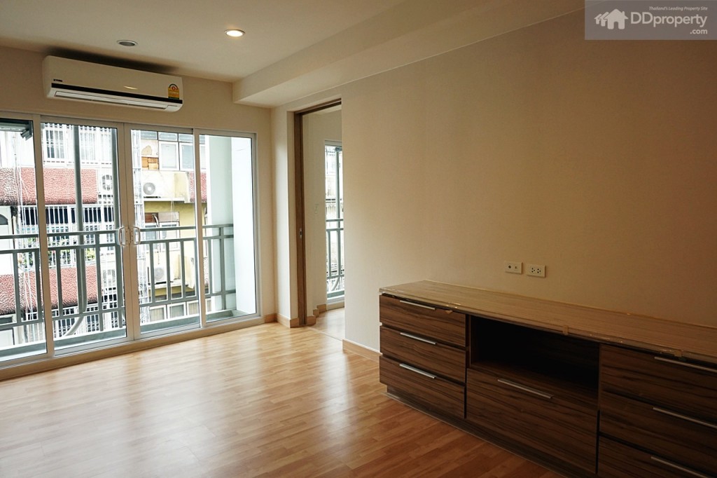 Station OneDSC06599-020