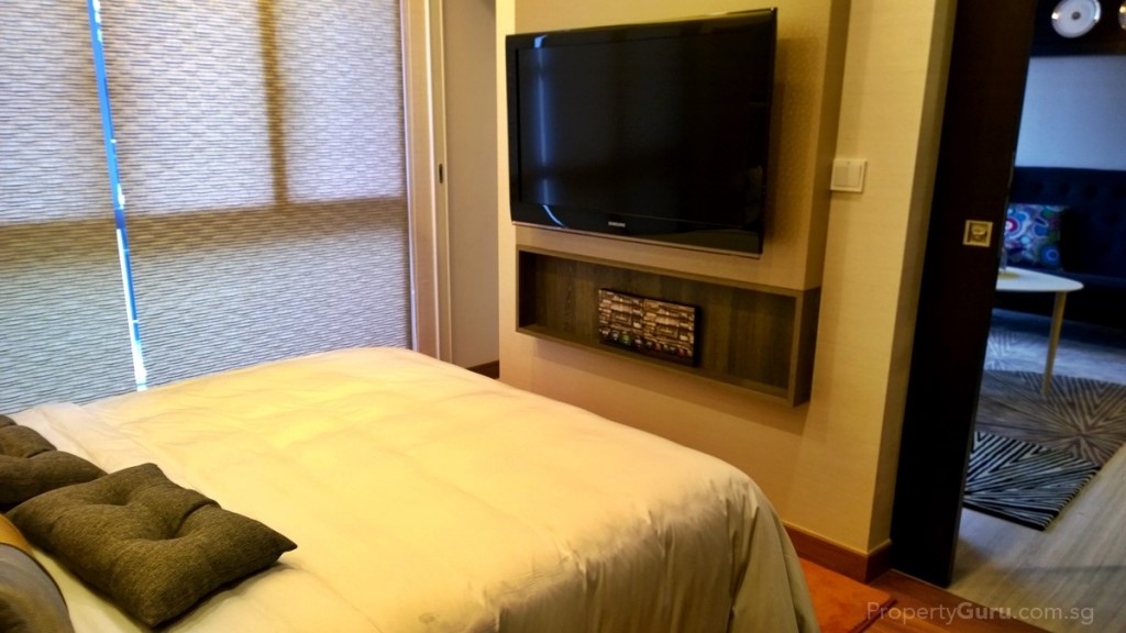 The Seawind 1BR bedroom