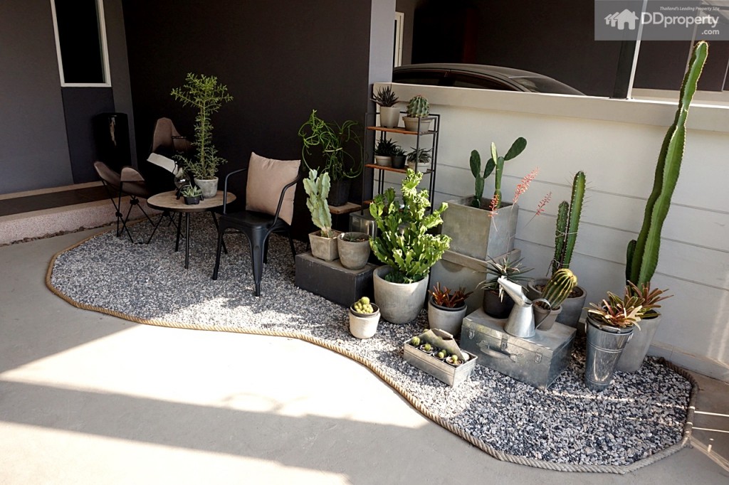 Town AvenueDSC06187-061