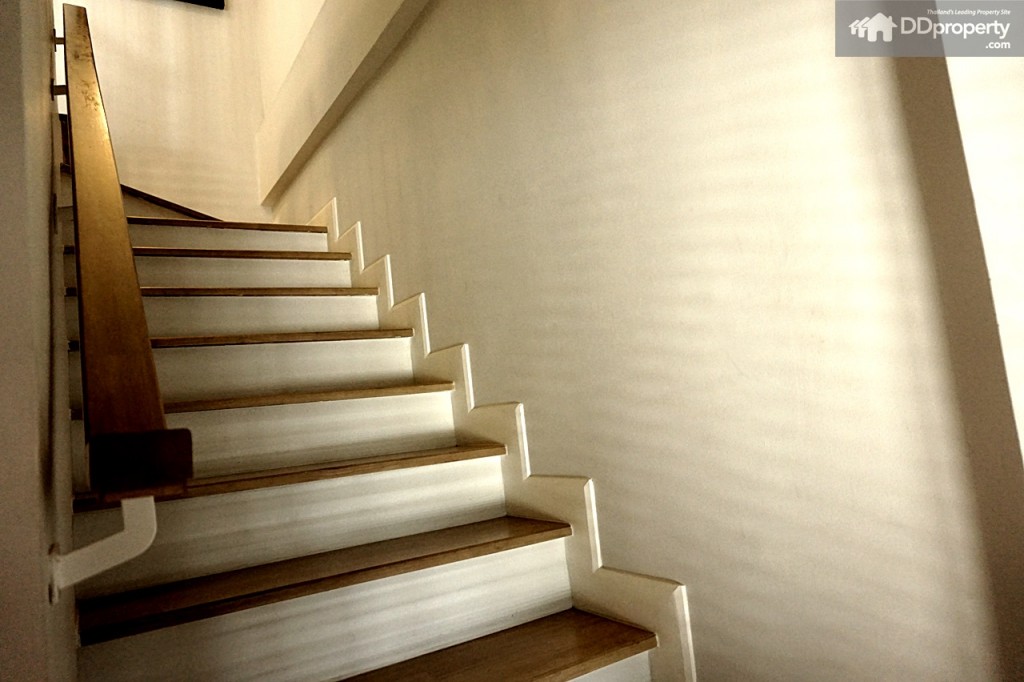 Town AvenueDSC06200-074