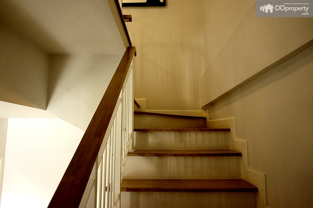 Town AvenueDSC06213-086