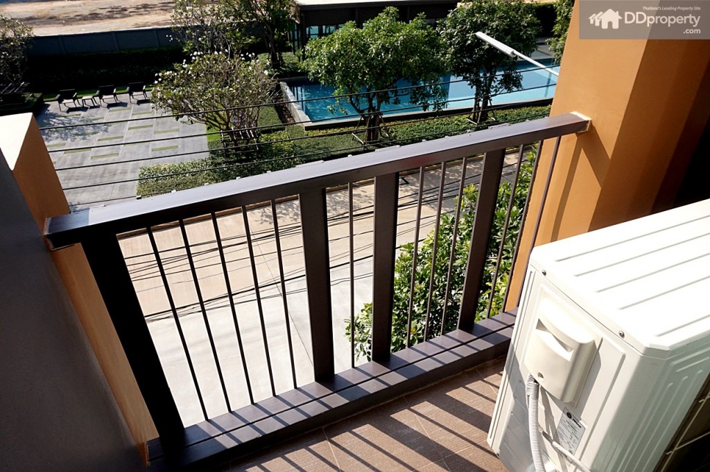 Town AvenueDSC06220-093