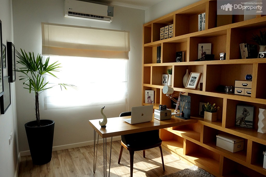 Town AvenueDSC06244-117