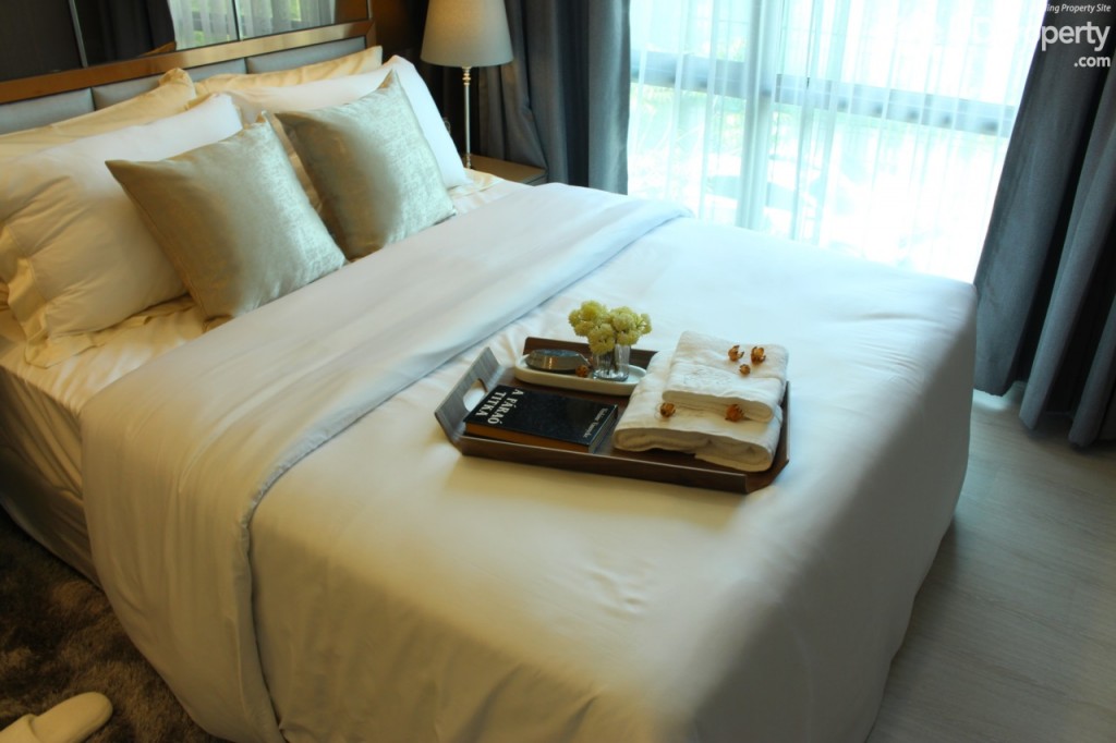 สามารถวางเตียงขนาด 5 ฟุตได้สบาย