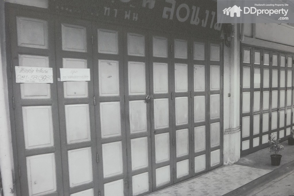 สมัยเก่ารูปแบบของอาคารจะเป็นอาคารไม้อยู่อาศัยและค้าขาย 2-3 ชั้น