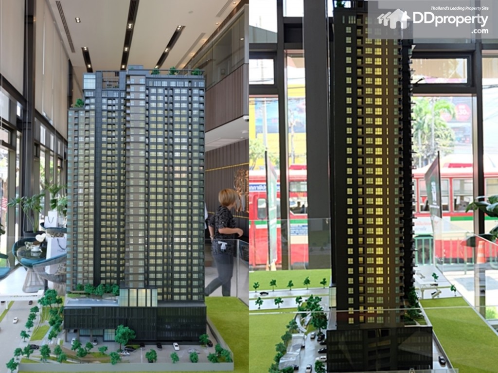 ทิศตะวันตกจะหันเข้าถนนเส้นสาทร-ราชพฤกษ์