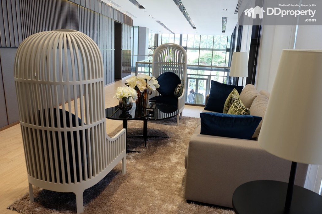 Whizdom Station Ratchada-ThrapraDSCF2003