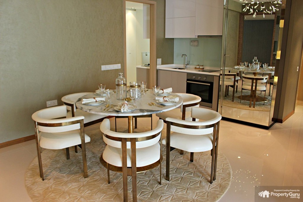 wandervale dining 4 BR