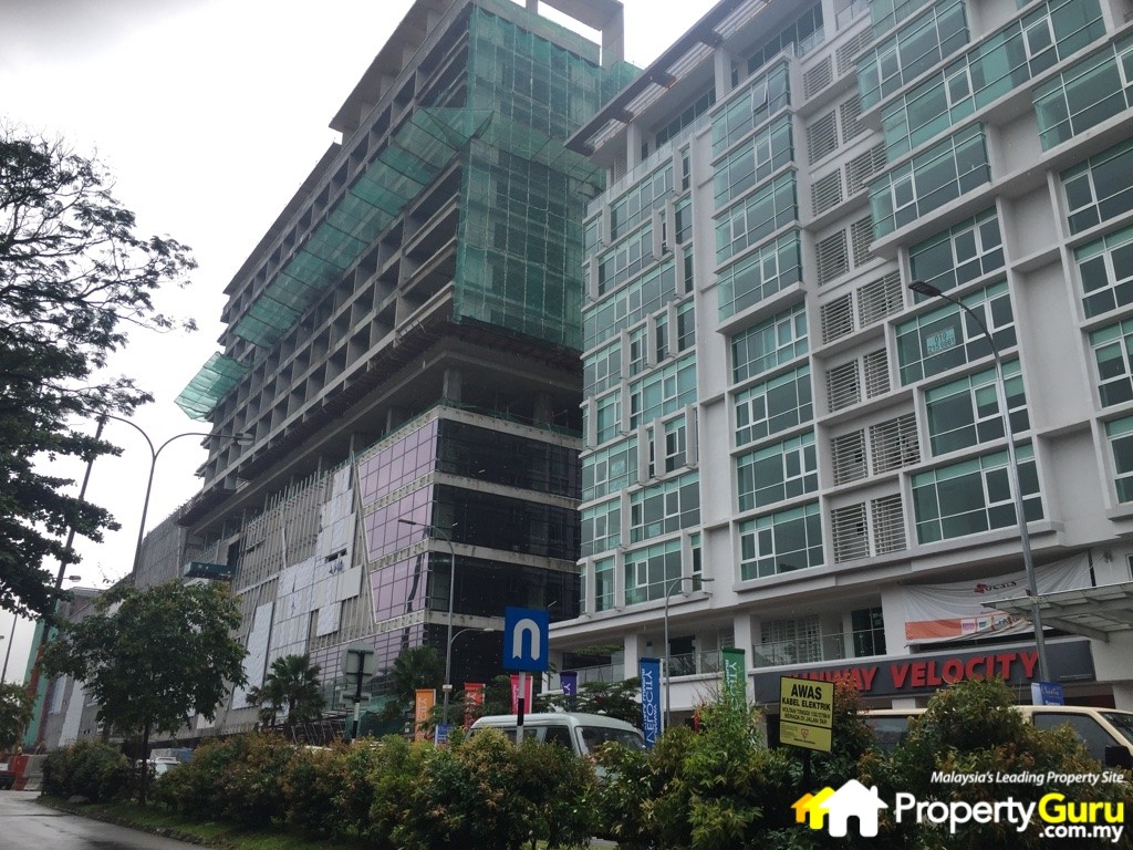 002 V Residence Suites - Site