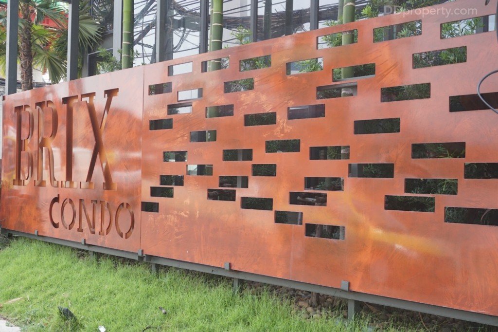 Brix Charan 64DSC07030-027