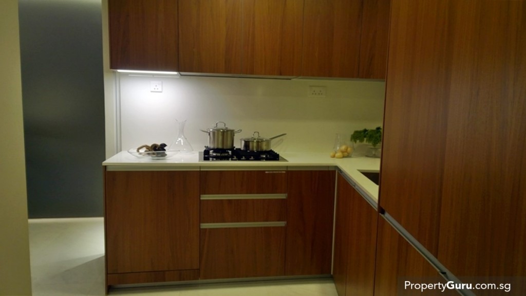 4BR wet kitchen with gas cooker