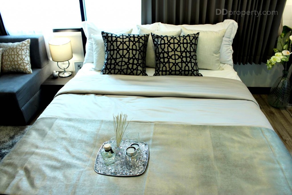 ทางโครงการเลือกใช้เตียงขนาด 5 ฟุตแทนที่จะเป็นแบบ 6 ฟุตเพื่อความลงตัวมากกว่าที่จะให้ดูอลังการ