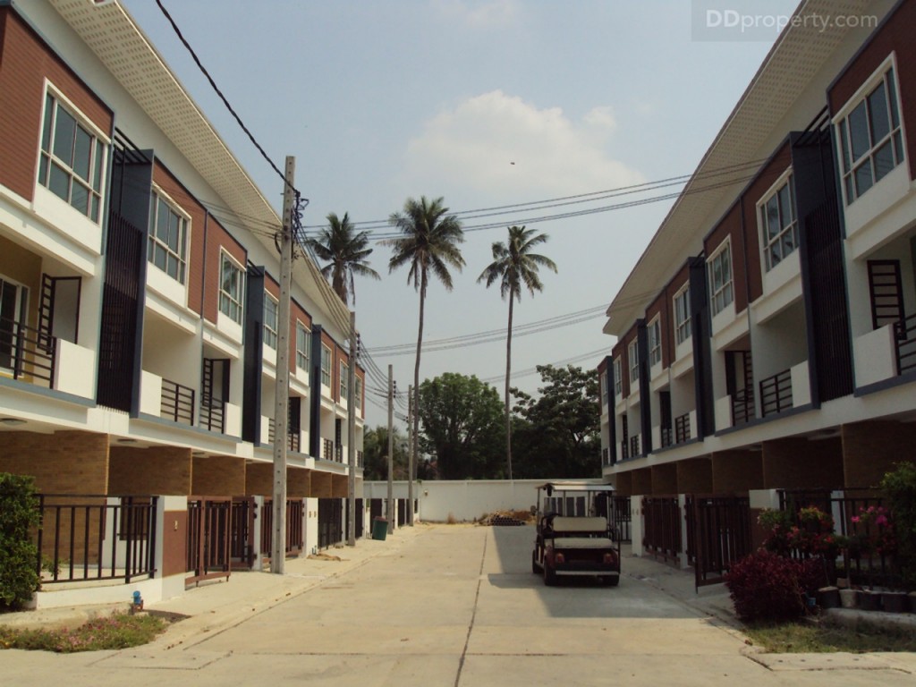 Four Seasons Ratchapruek-Rattanathibetp25-015