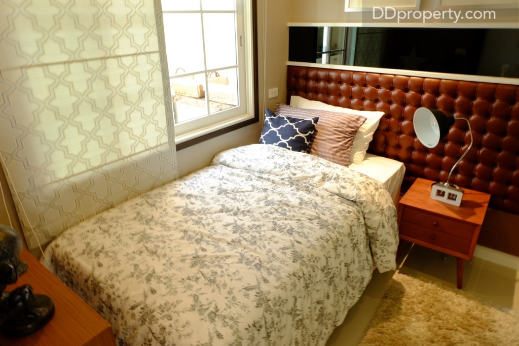 ทางโครงการเลือกแต่งเป็นห้องนอนเล็กที่สามารถจัดวางเตียงขนาด 3 ฟุตได้