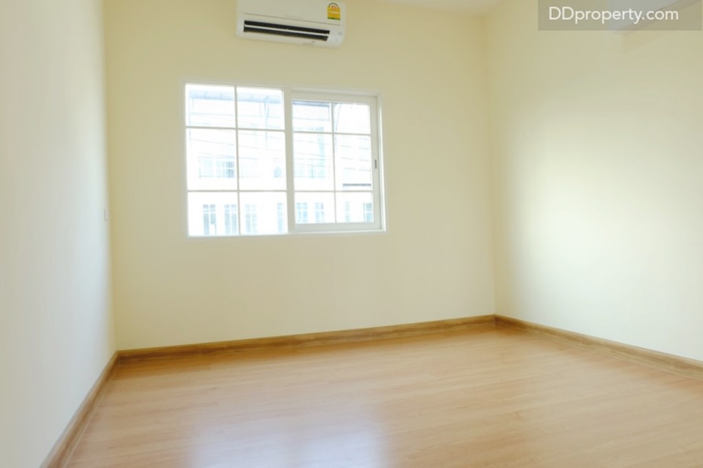 โซนอเนกประสงค์กลางชั้น