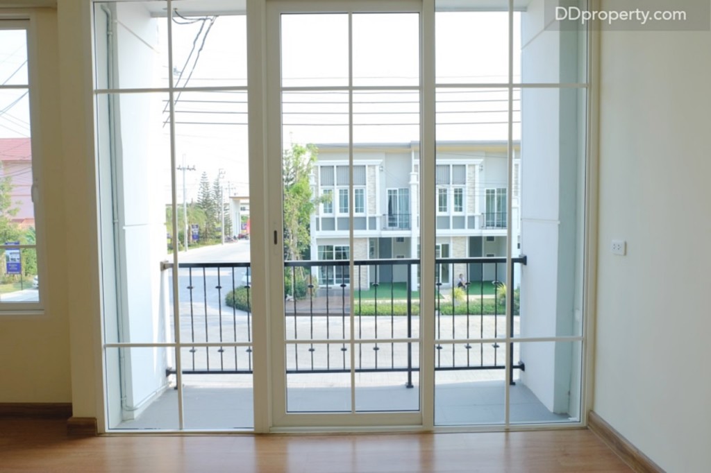 ระเบียงห้อง