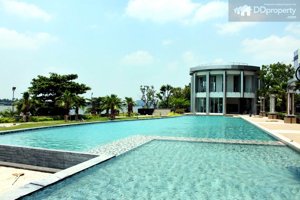 สิ่งอำนวยความสะดวกต่างๆ จะอยู่ที่บริเวณด้านท้ายโครงการซึ่งอยู่เลียบแม่น้ำเจ้าพระยาถือเป็นจุดขายที่ดี