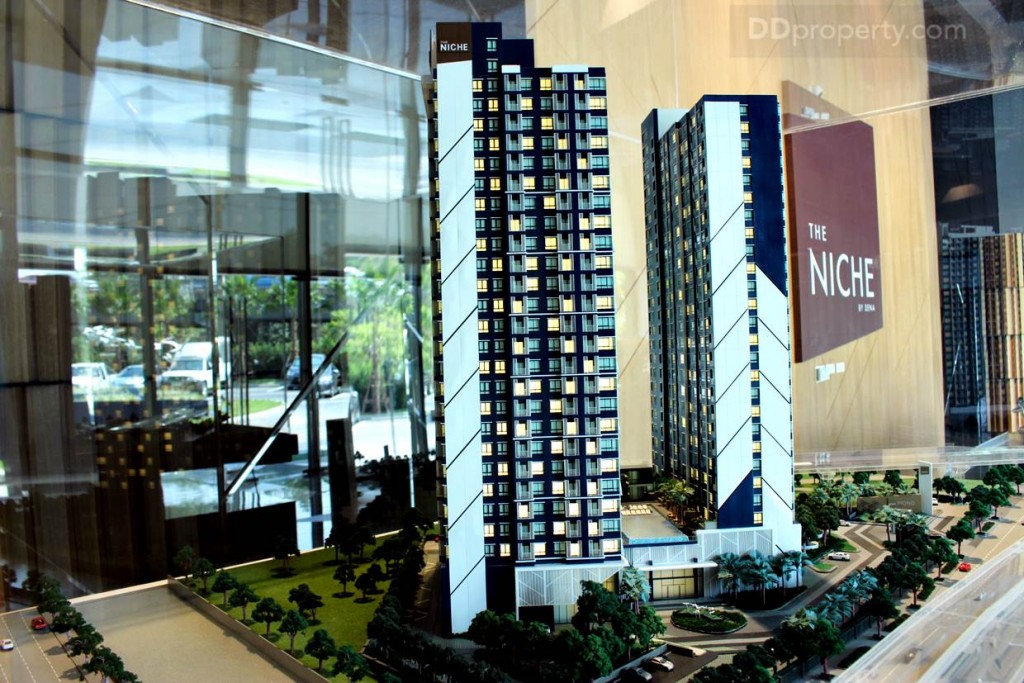 ทิศใต้หันมาทางแยกประชานุกูล