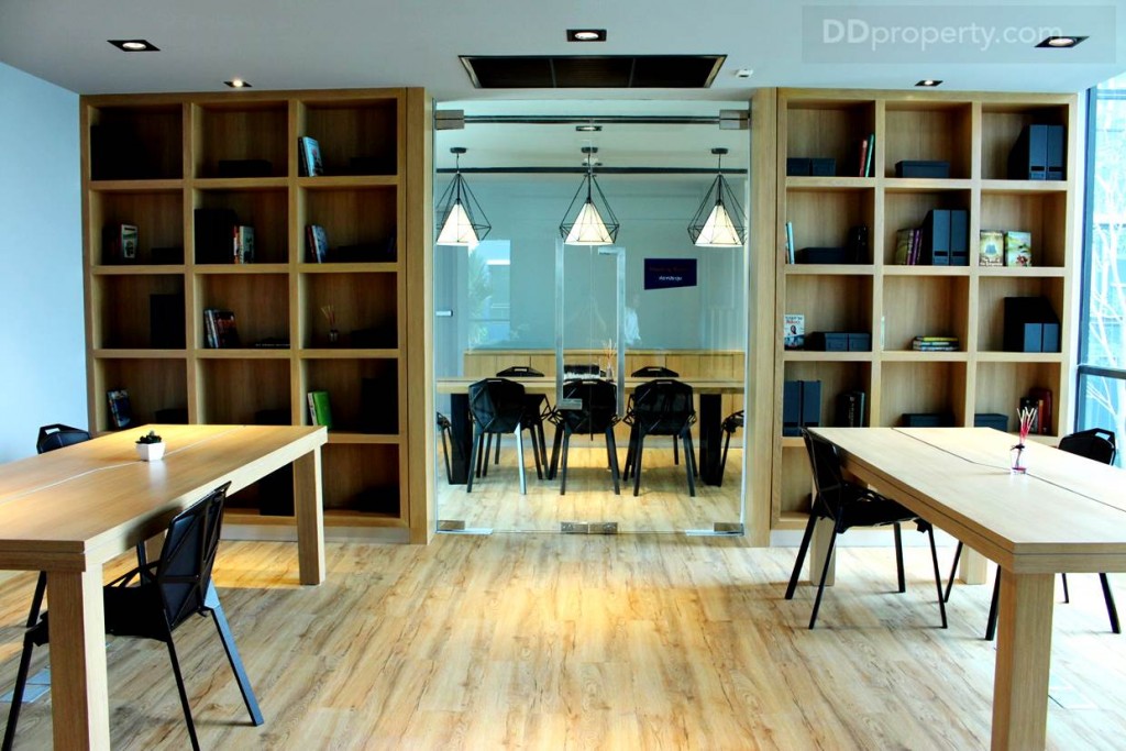 อีกทั้งยังมีห้องประชุม หากลูกบ้านต้องการทำกิจกรรมต่างๆ