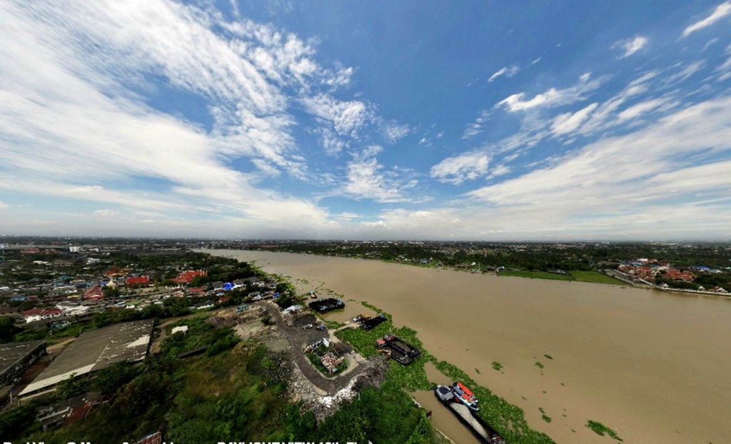 วิวทิศตะวันตกของโครงการก็จะมองเห็นโค้งน้ำของแม่น้ำเจ้าพระยาอีกฝั่งหนึ่ง ซึ่งจะเป็นมุมที่สวยที่สุดของโครงการในช่วงที่พระอาทิตย์ตก