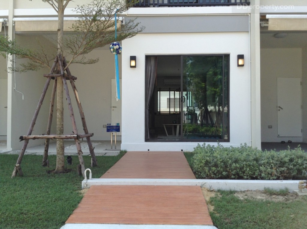 Modi Villa Chaiyaphruekp104-089