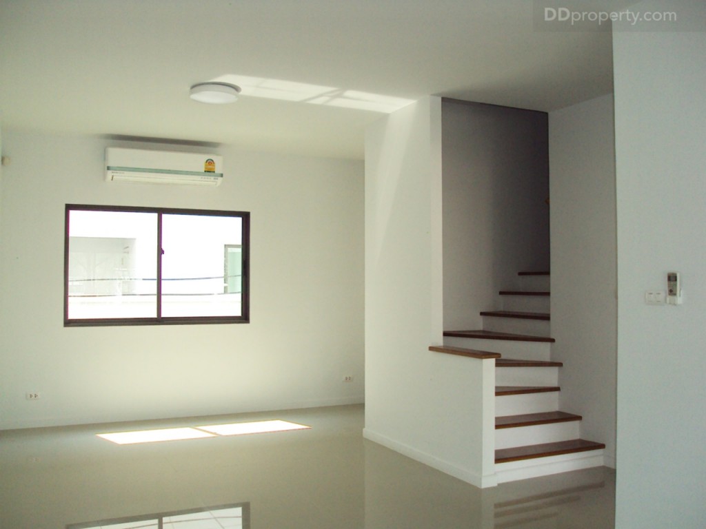 Modi Villa Chaiyaphruekp94-079