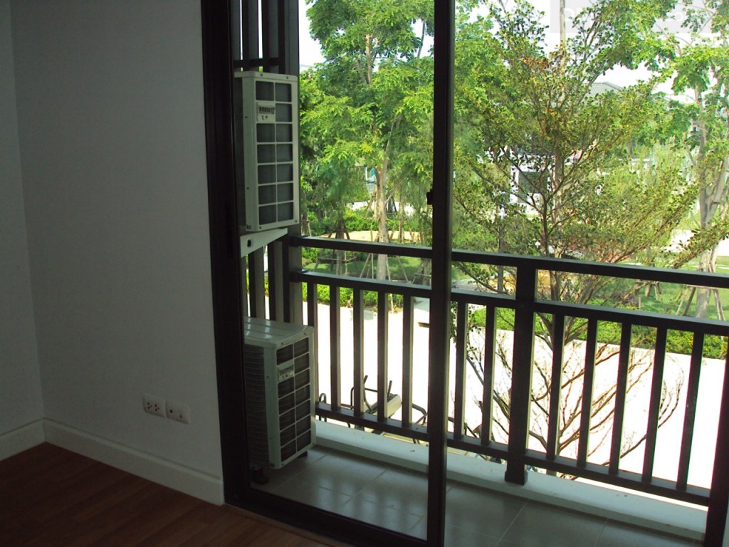 Modi Villa Chaiyaphruekp99-084