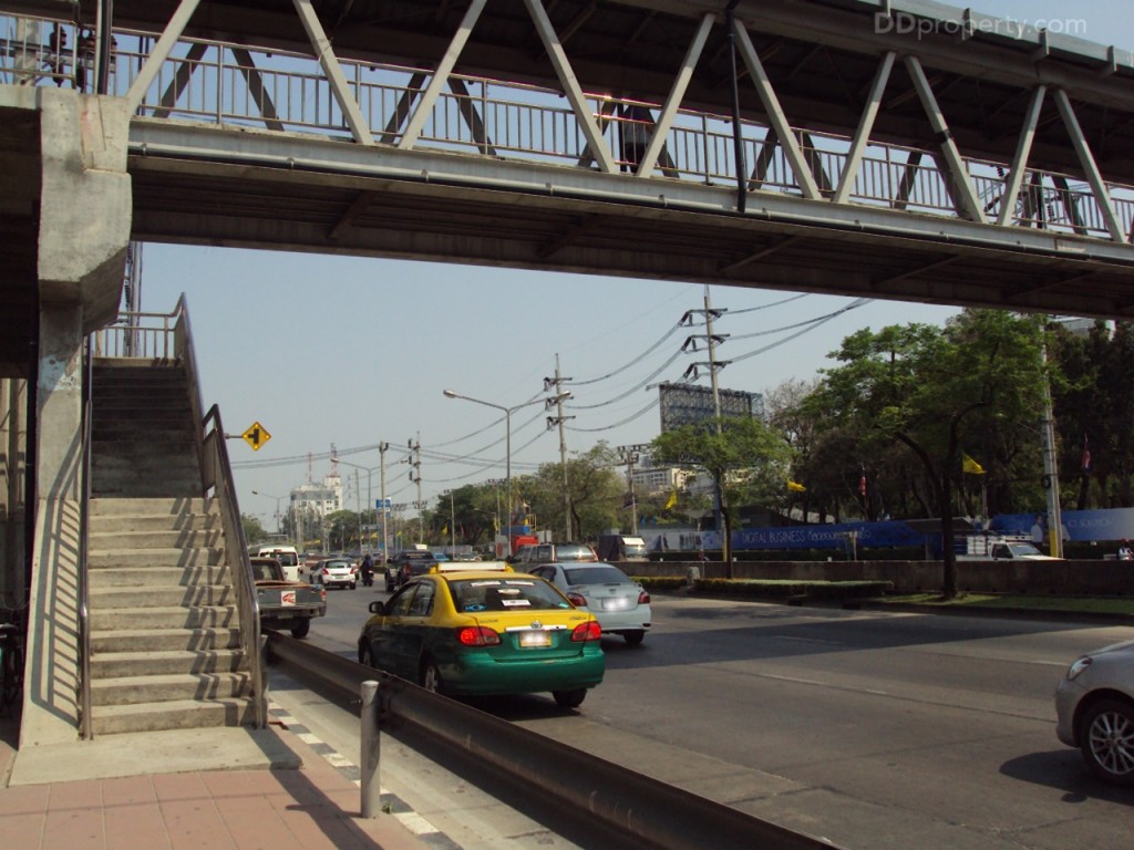 Motive Chaengwattanap8-005