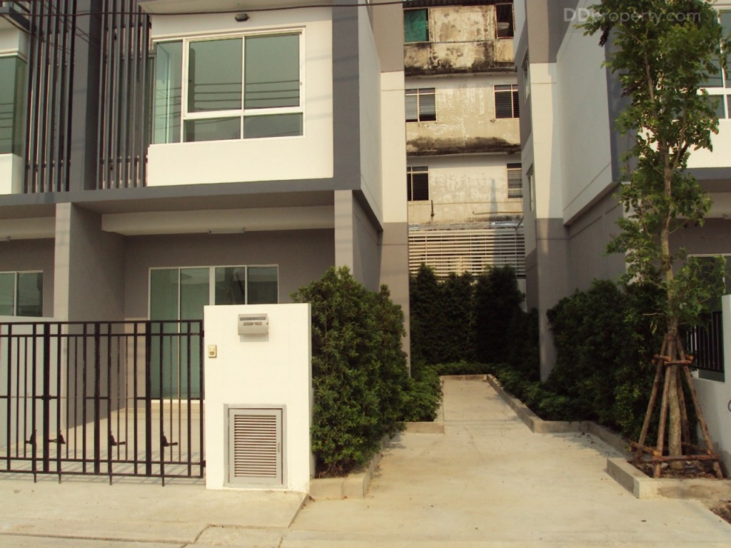 RK Park Watcharapolp33-017