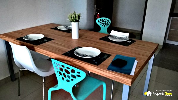 Seri Austin 010 Dining Area Showroom Unit