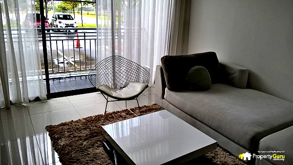 Seri Austin 014 Living Area Showroom Unit