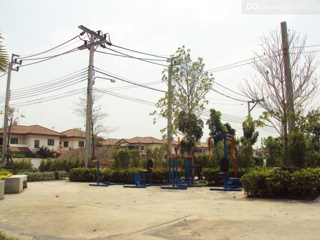 The Modish Bang Bua Thongp26-018