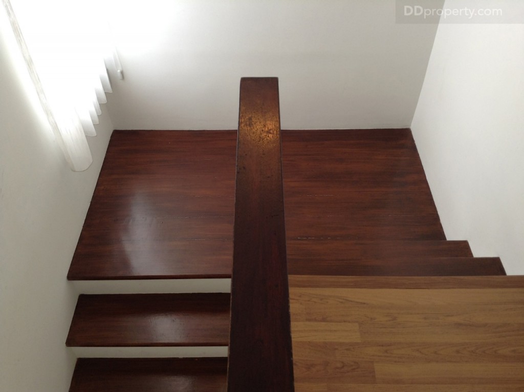 The Modish Bang Bua Thongp35-027