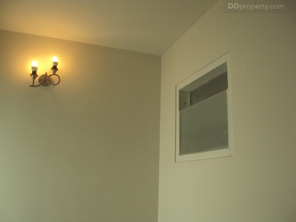 The Modish Bang Bua Thongp40-032