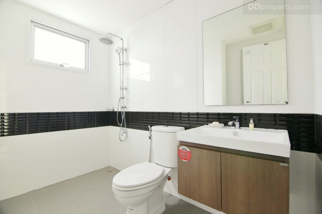 The Prive Ratchadapisek 30p90-070