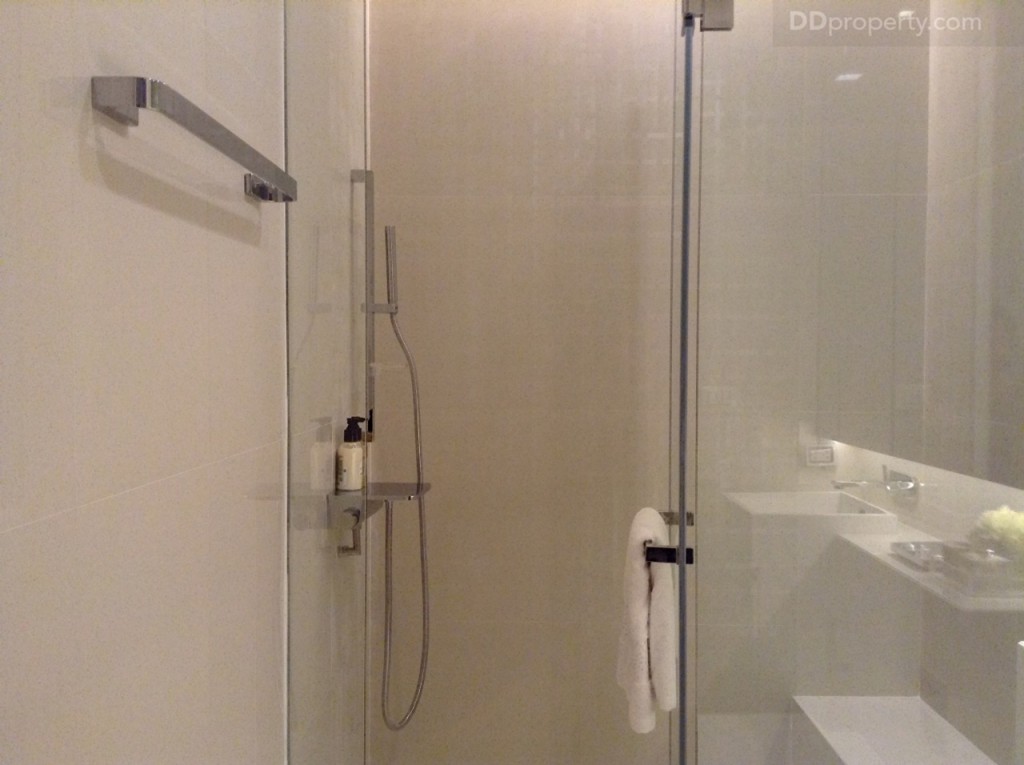 The Saint Residencesp90-081