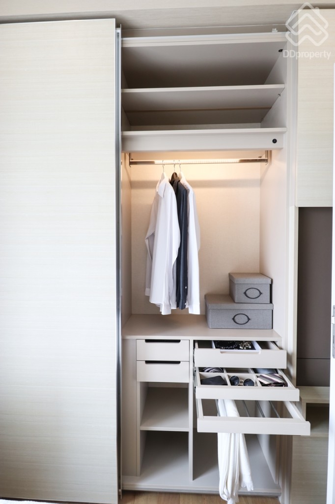 The_Saint_Ressidences_Room_17