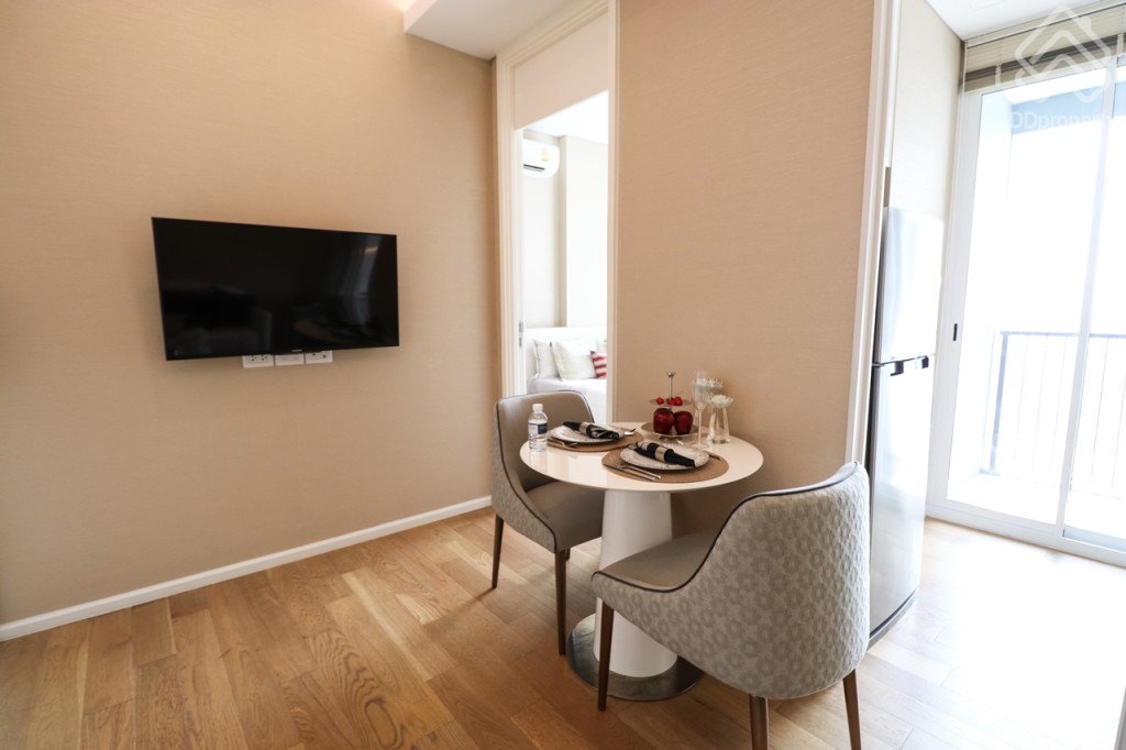 The_Saint_Ressidences_Room_1IMG_2141