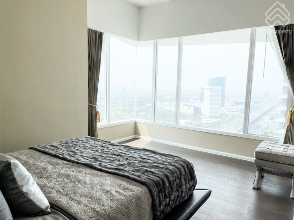 The_Saint_Ressidences_Room_26