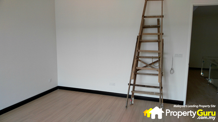 18 - Anggun 2 - Master Bedroom