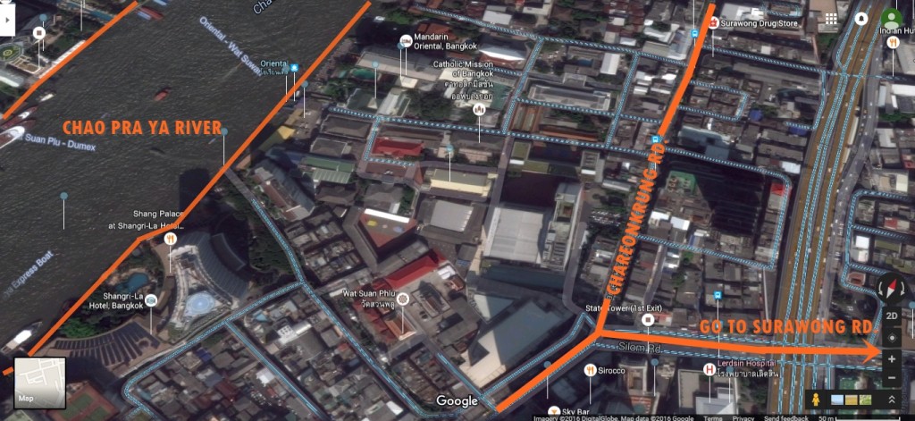 ถนนสุรวงศ์ยังเป็นถนนที่เชื่อมต่อกับถนนสายเก่าแก่ของกรุงเทพฯ อย่างถนนเจริญกรุงซึ่งเป็นถนนที่มีพื้นที่ติดแม่น้ำ