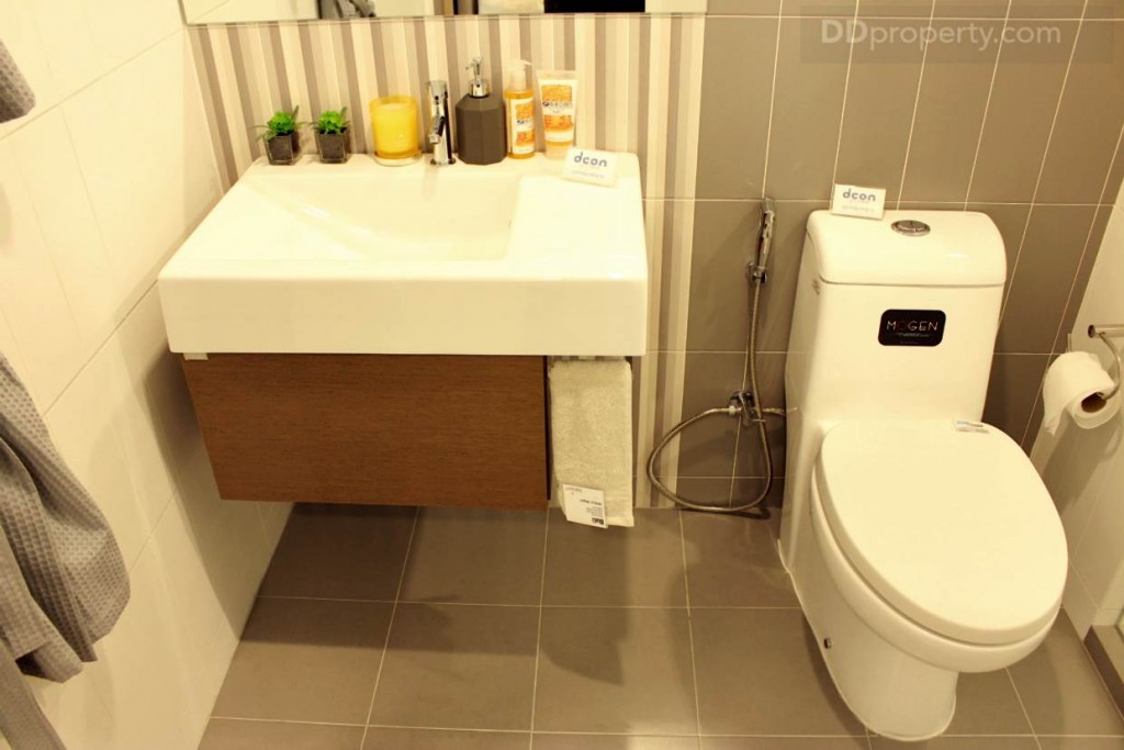 สุขภัณฑ์ที่ทางโครงการเลือกใช้เป็นของ Mogen เช่นเดียวกับห้องน้ำด้านนอก