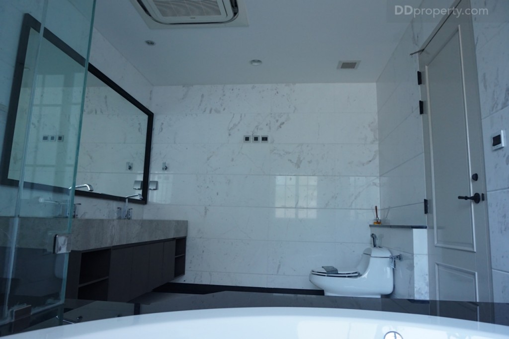 Granada Pinklao - PetchkasemDSC07863-078