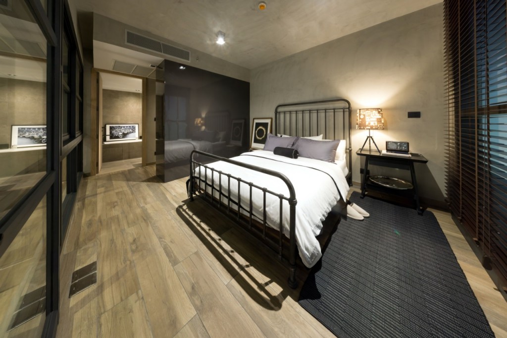 Loft AsokeMasterBed_01