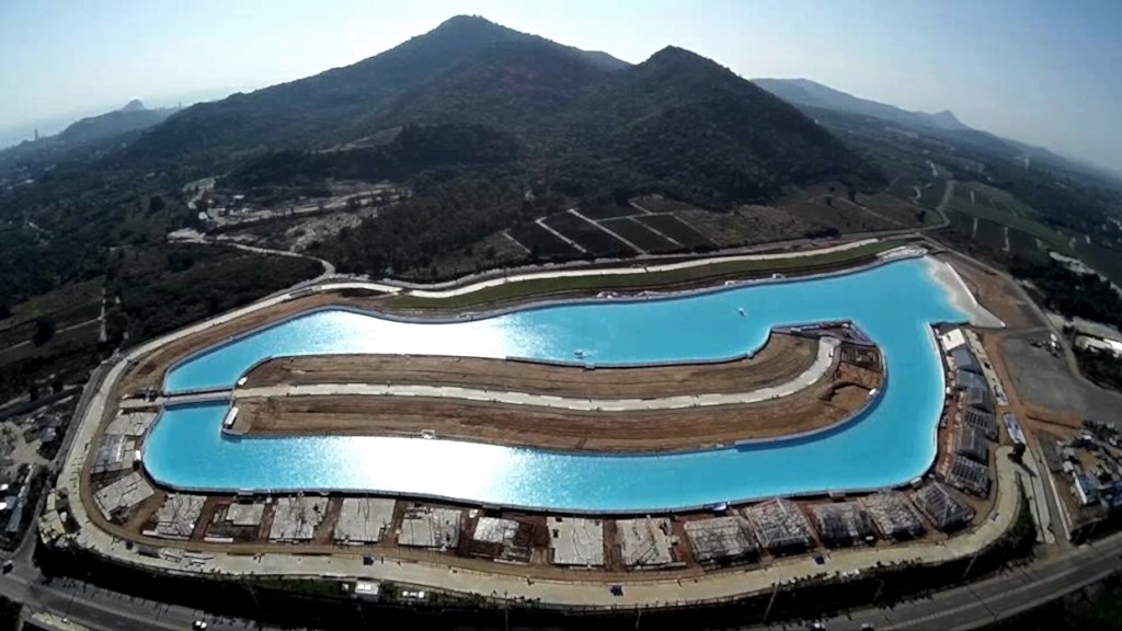 หลังจากเลี้ยวขวาเข้าซอยหัวหิน 112 ให้วิ่งตามทางอีกประมาณ 3 ก.ม. ก็จะถึงโครงการมหาสมุทรตั้งอยู่ทางซ้ายมือ