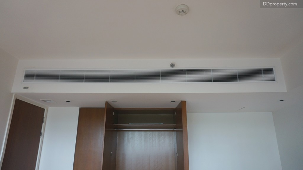 แอร์ในห้องนี้จะได้เป็นแบบฝัง 