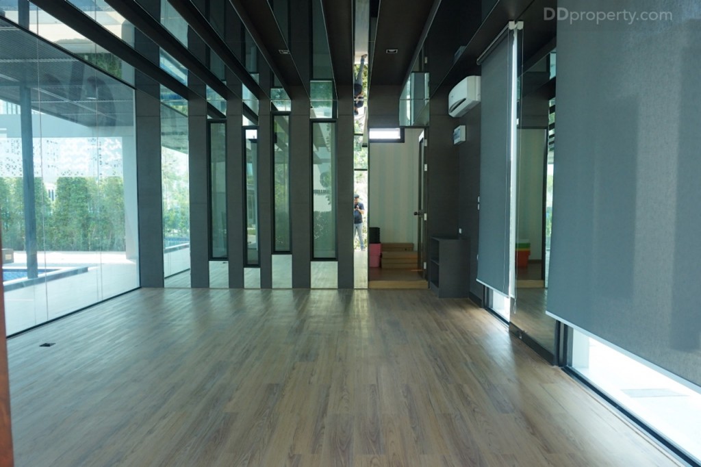 Pieamsuk Pinklao KanjanapisekDSC08077-010