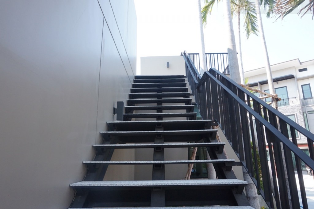 Pieamsuk Pinklao KanjanapisekDSC08082-015.1