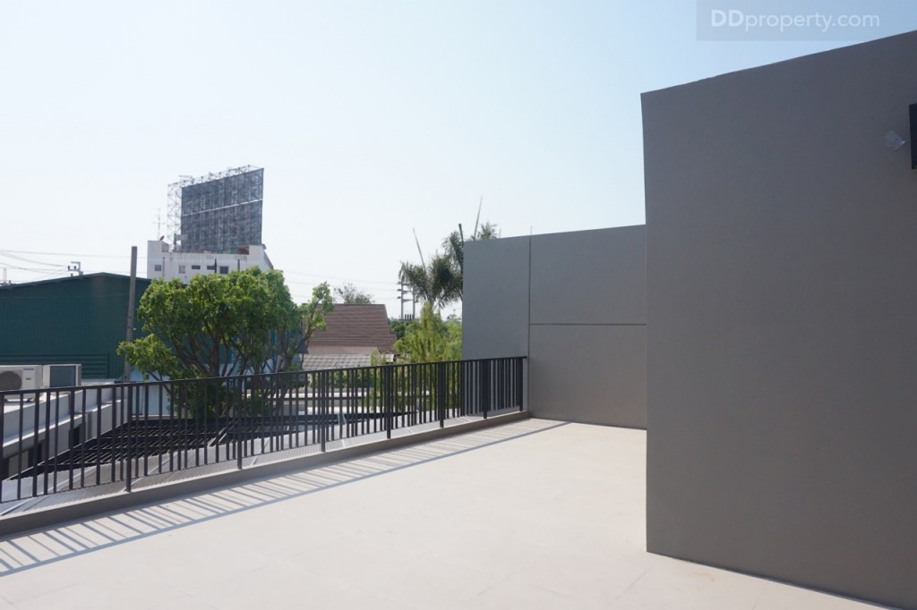 Pieamsuk Pinklao KanjanapisekDSC08082-015.2