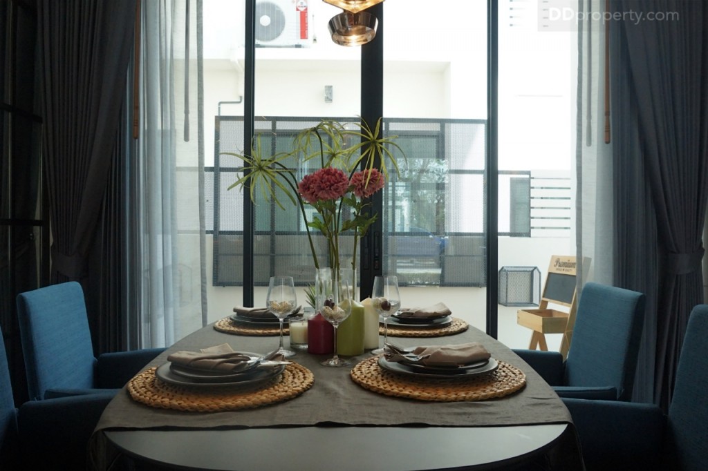 Pieamsuk Pinklao KanjanapisekDSC08105-014